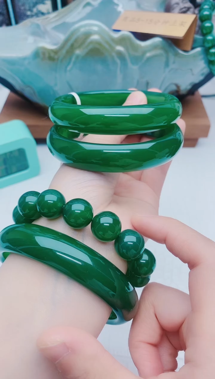 【闪购商品】玛瑙/玉髓手镯未镶嵌玛瑙手镯