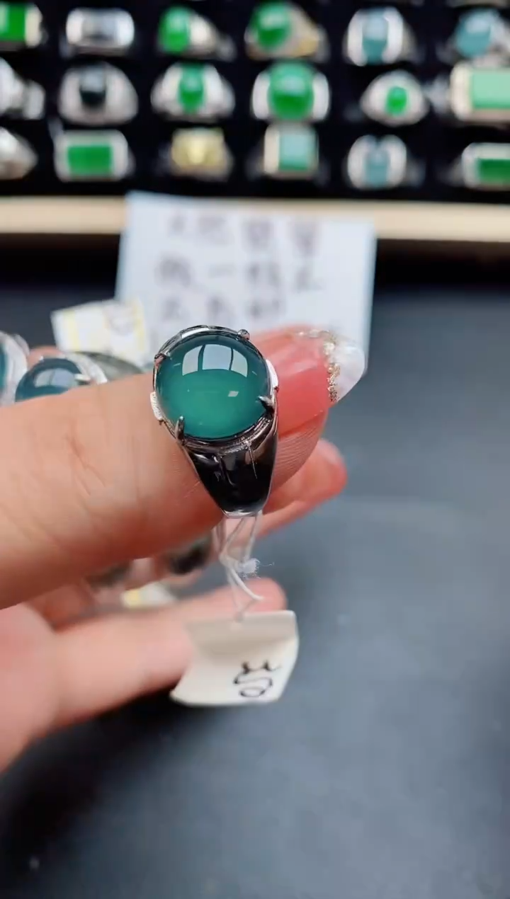 【闪购商品】翡翠戒指银S925镶嵌21212
