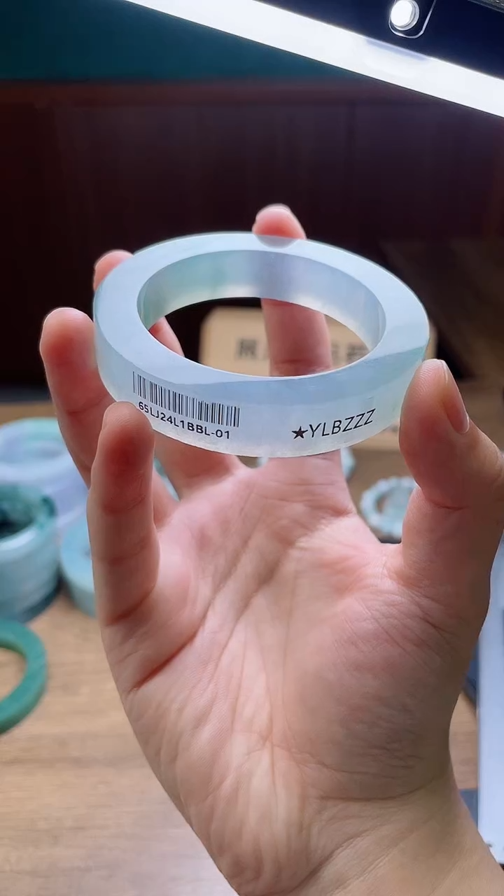 定制翡翠手镯未镶嵌g*定制