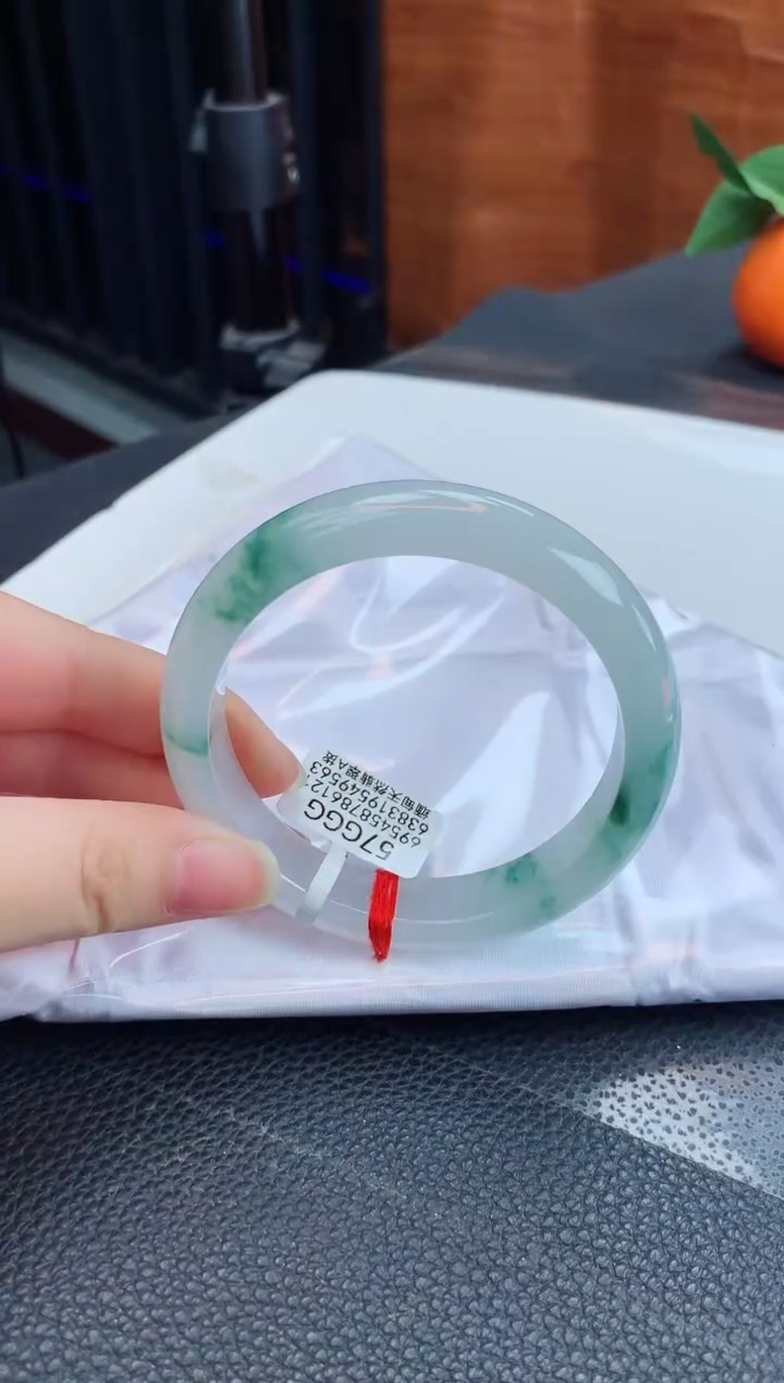 【闪购商品】翡翠手镯未镶嵌缅甸天然翡翠A货手镯