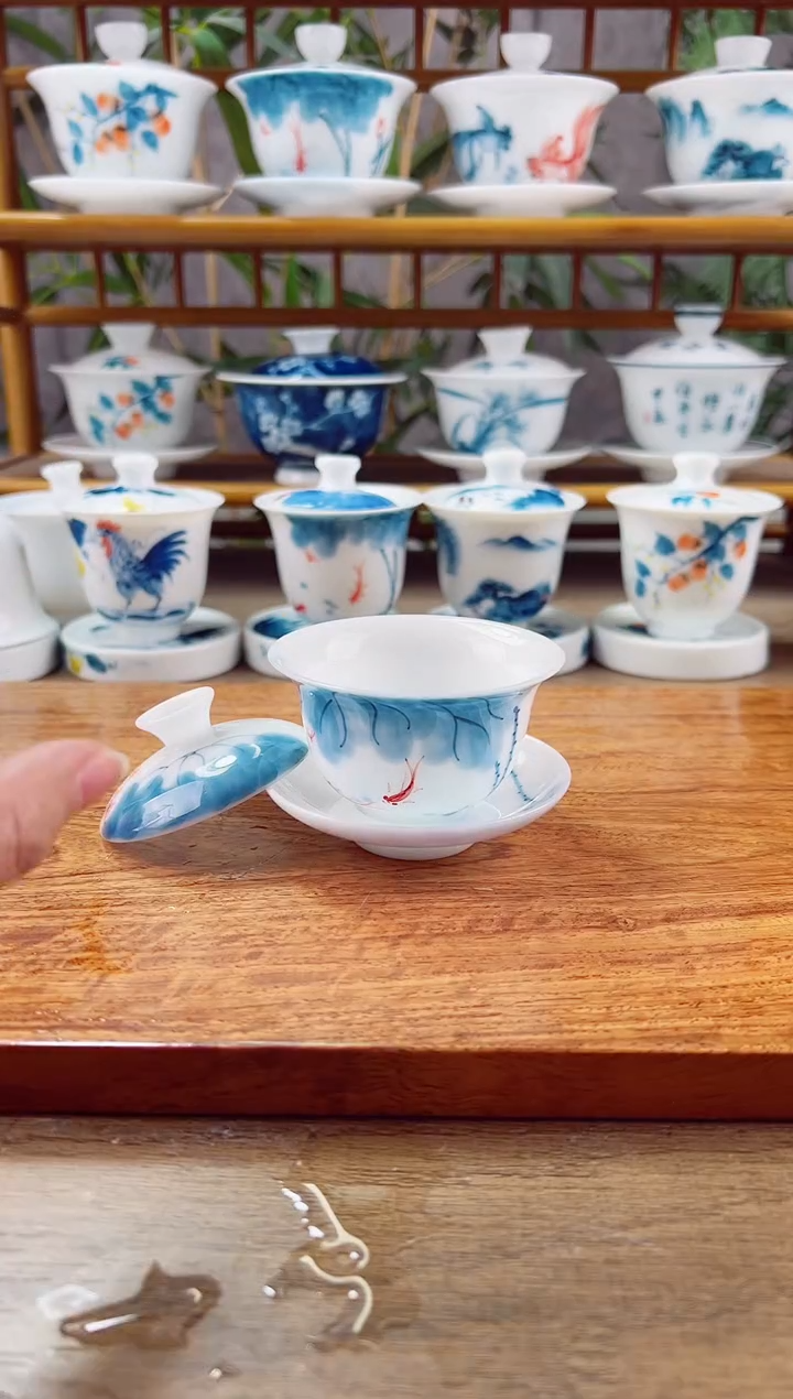 【闪购商品】微瑕高冰线条莲80ml三才盖碗