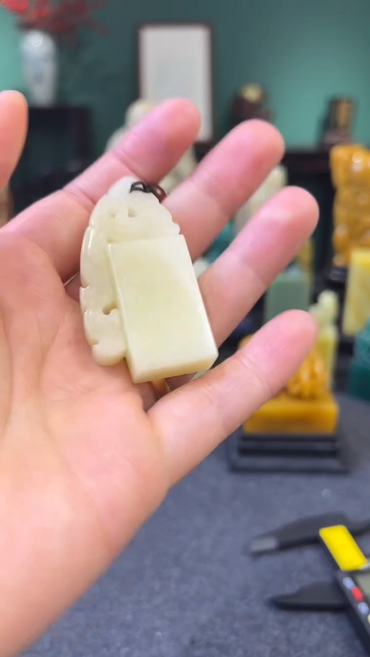 【闪购商品】寿山石芙蓉博古雕