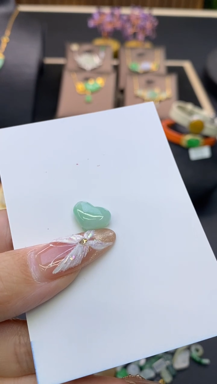 【闪购商品】翡翠颈饰未镶嵌净货16233