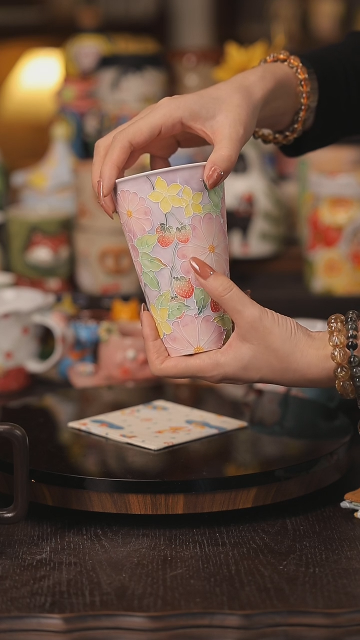 景德镇釉下彩绘设计师款式陶瓷