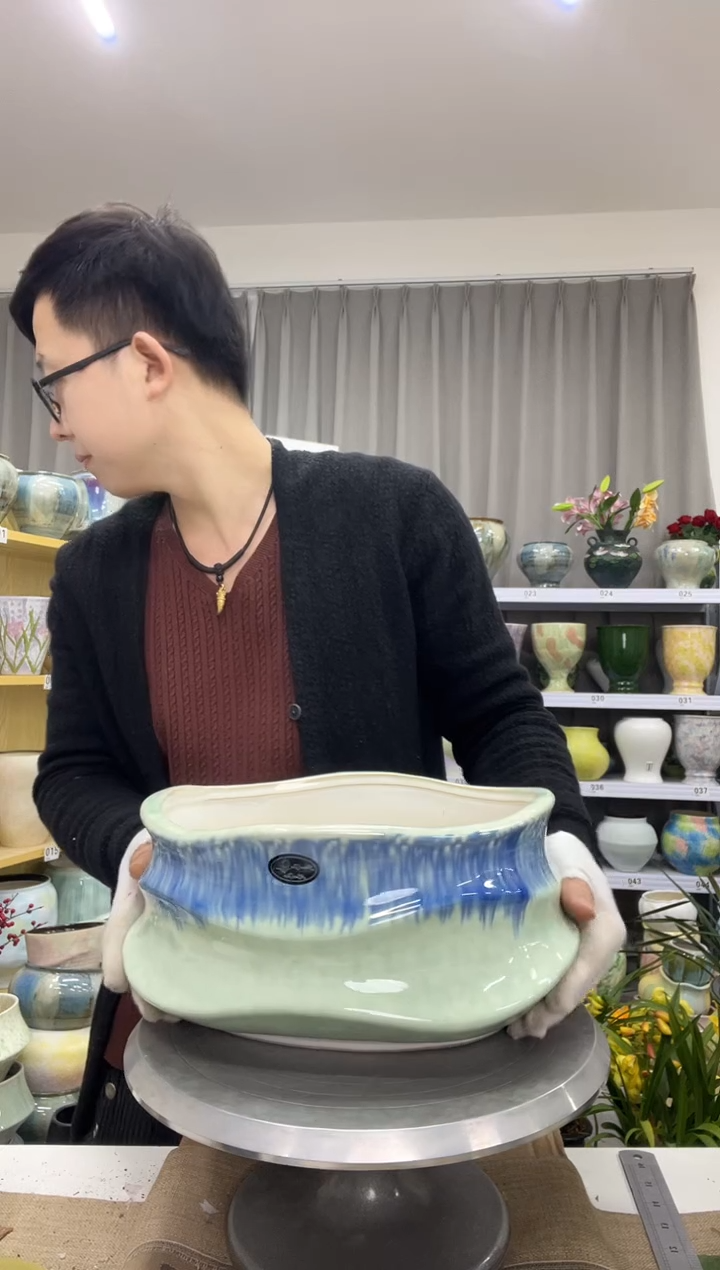 【12.14】花盆链接 高：14  口：25