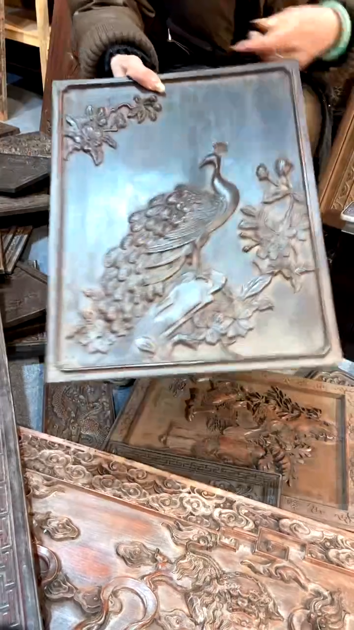 【闪购商品】木紫檀雕刻一物一拍一直播为准