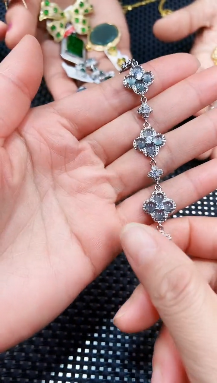 【闪购商品】翡翠手链未镶嵌111111111