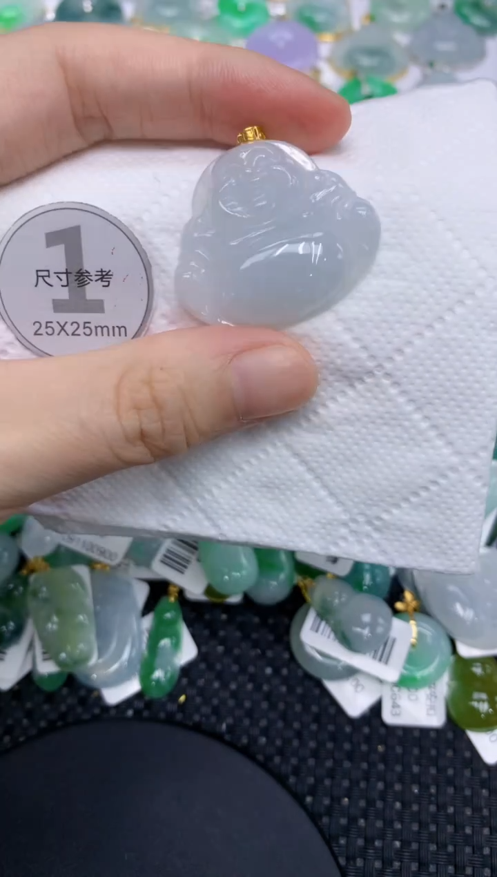 颈饰18K金镶嵌翡翠111111111