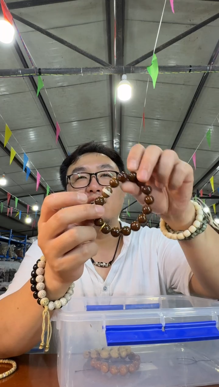 紫金鼠手串A48实物为准