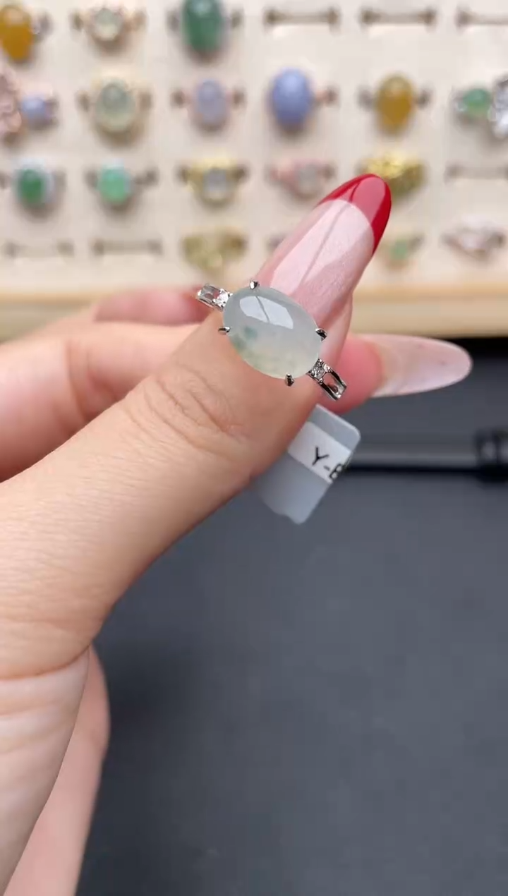 【闪购商品】翡翠戒指银S925镶嵌一物一证一礼盒