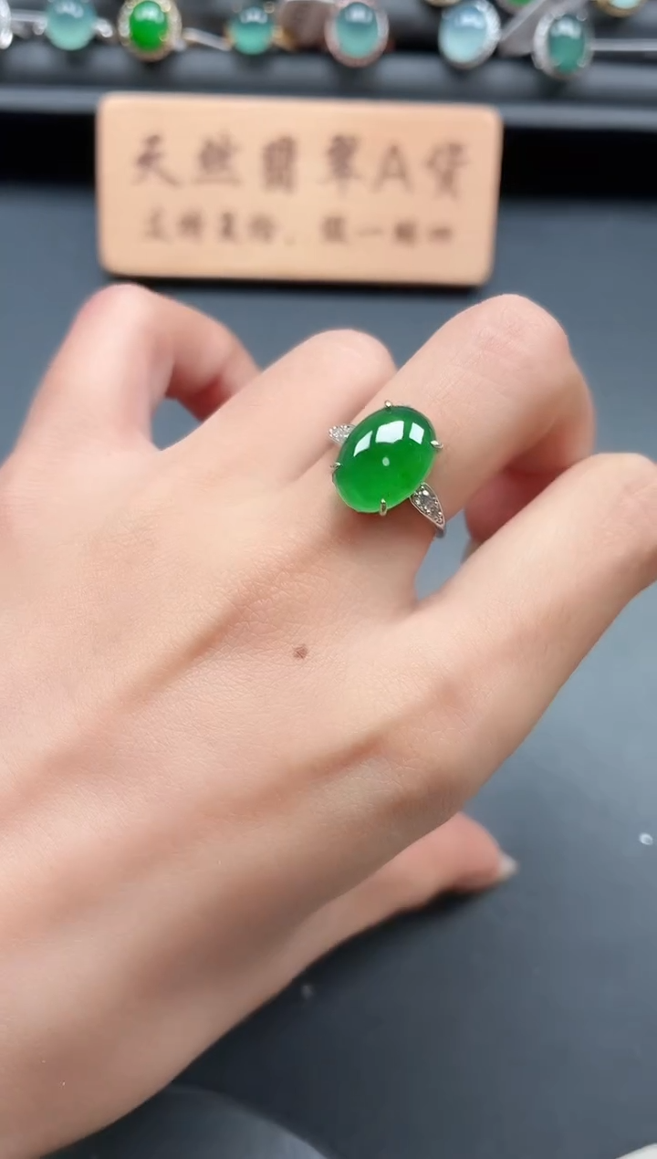 银S925镶嵌戒指翡翠1