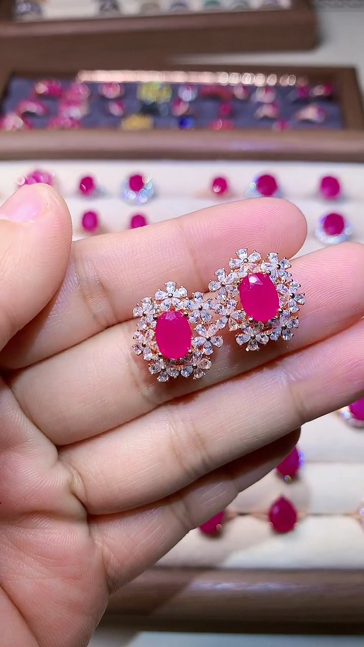 【闪购商品】红宝石耳饰银S925镶嵌0000