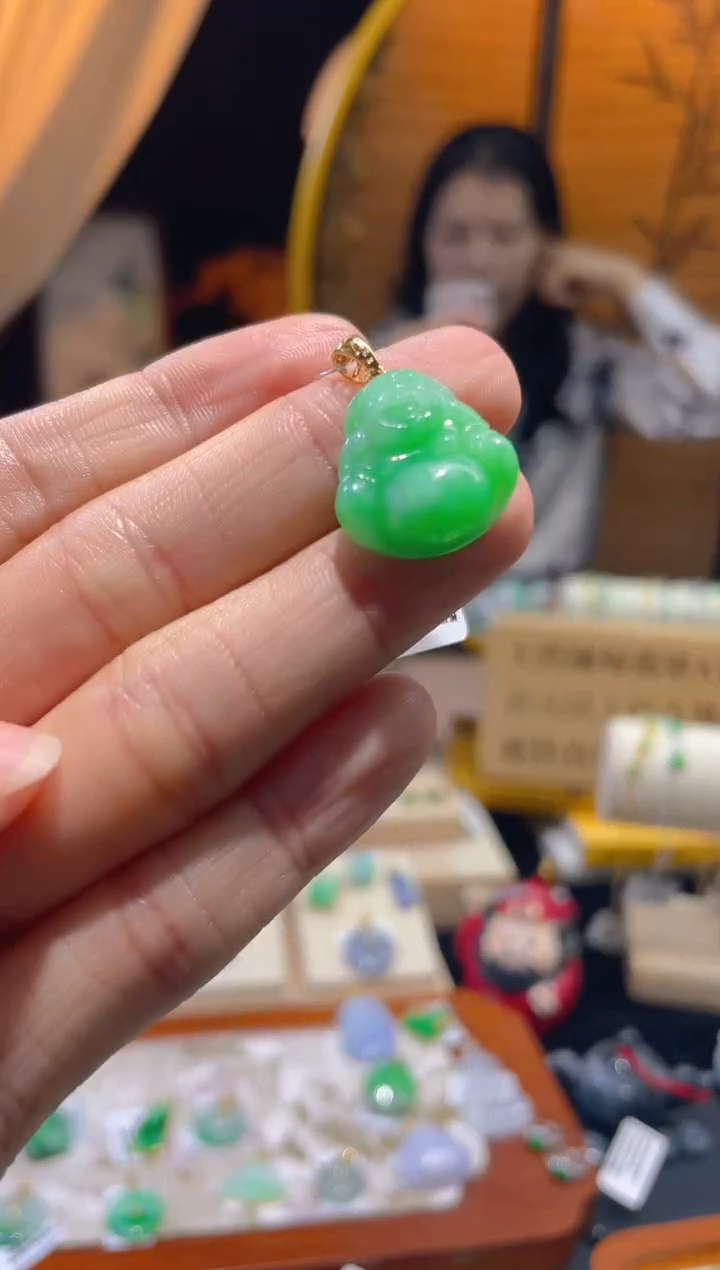 【闪购商品】翡翠颈饰18K金镶嵌假一赔三