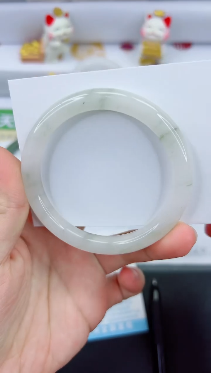 【闪购商品】石英质玉手镯未镶嵌978-60