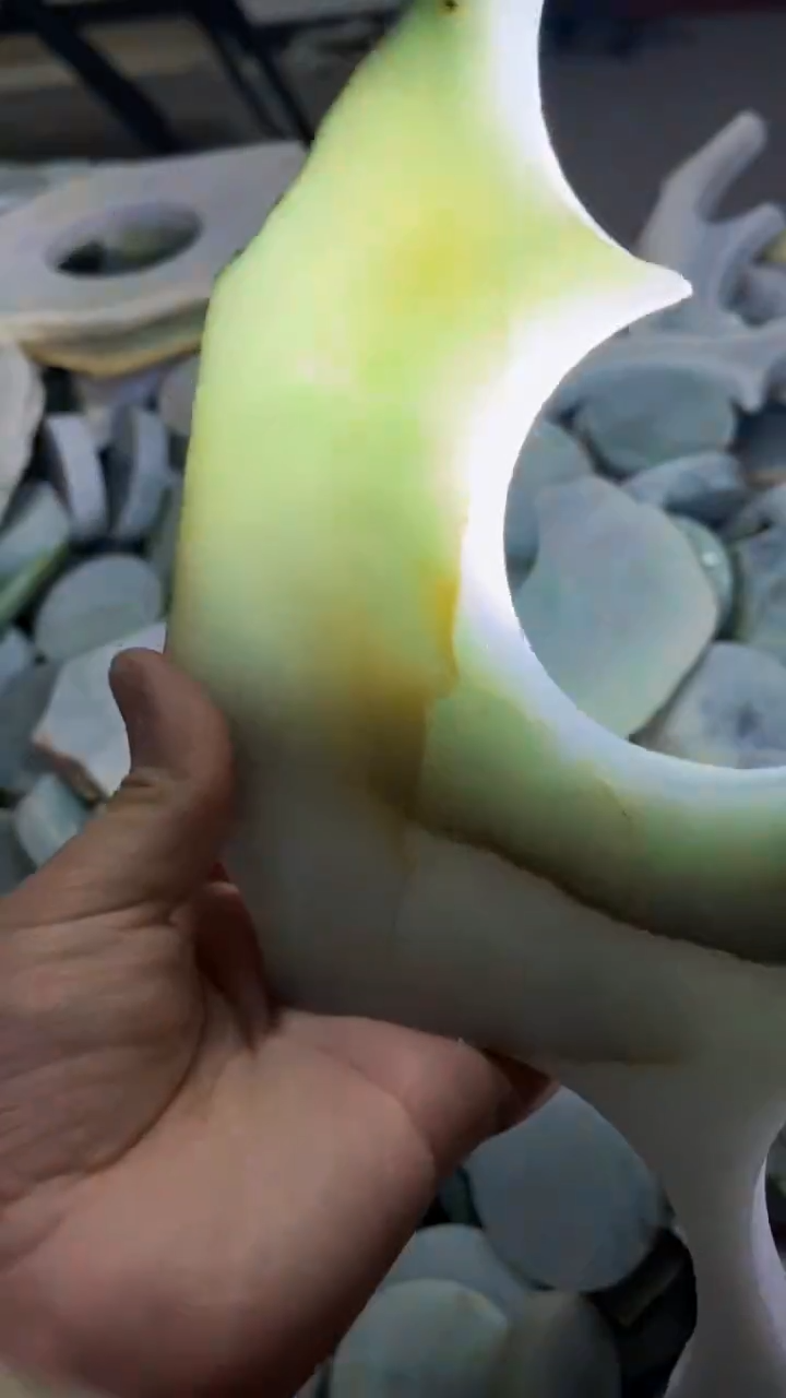 【闪购商品】翡翠挂件未镶嵌A货康壹144