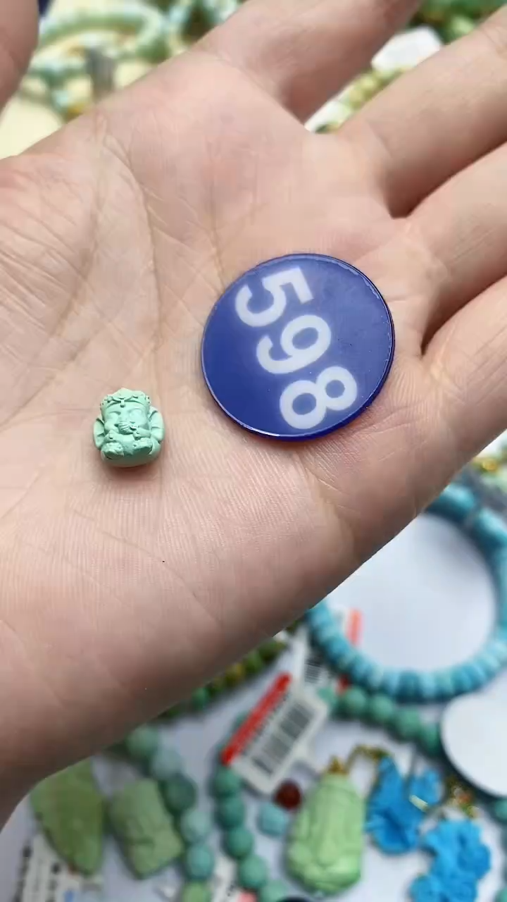 【闪购商品】绿松石雕刻件未镶嵌598