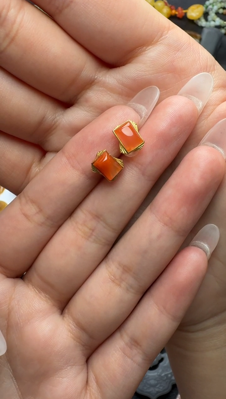 银S925镶嵌南红玛瑙耳饰方糖耳钉