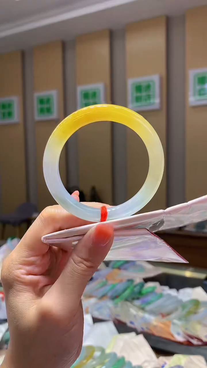 未镶嵌手镯翡翠-Q21 圈口53.6