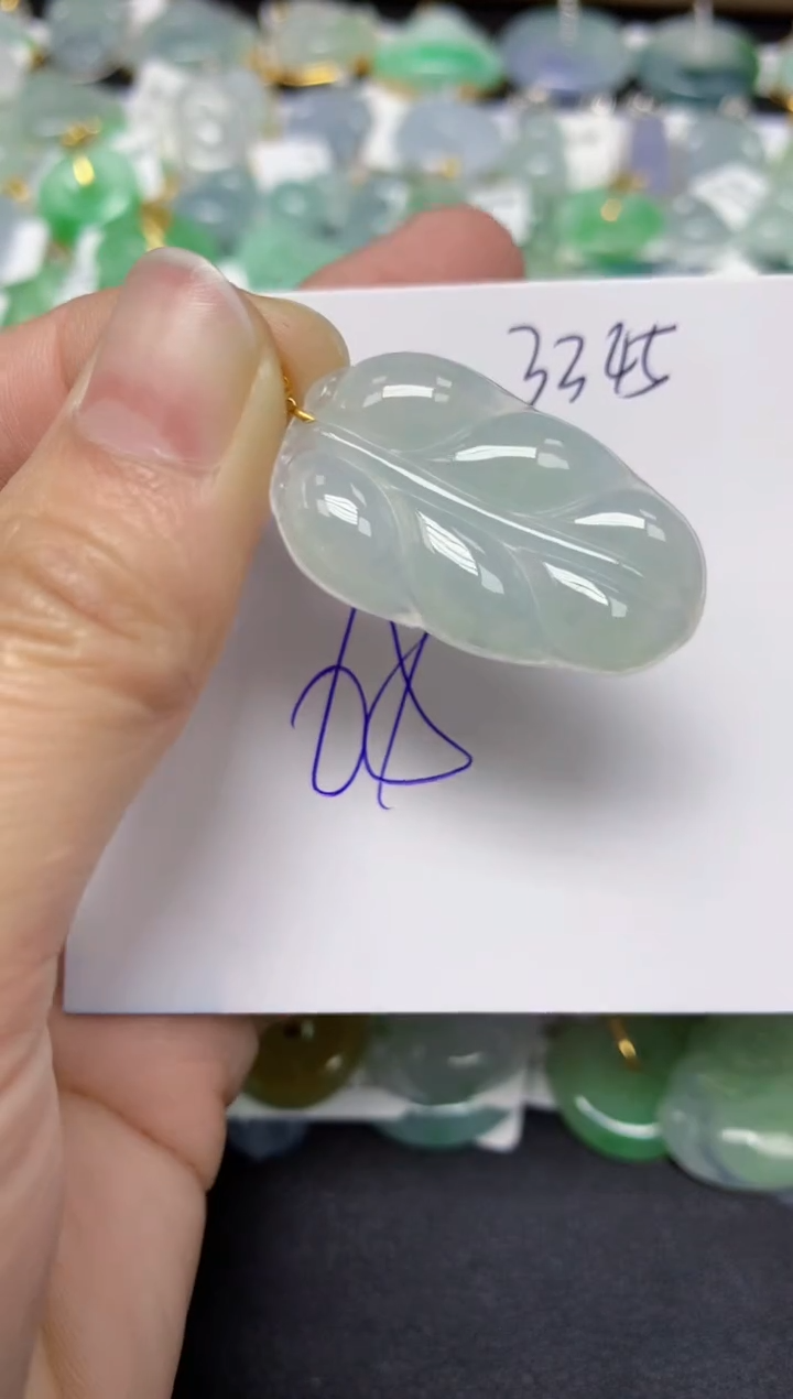 【闪购商品】翡翠颈饰18K金镶嵌 天然翡翠A货