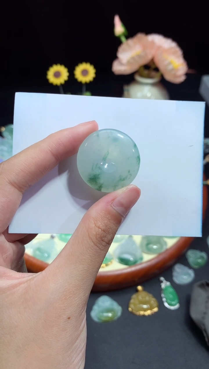 【闪购商品】翡翠颈饰未镶嵌平安扣