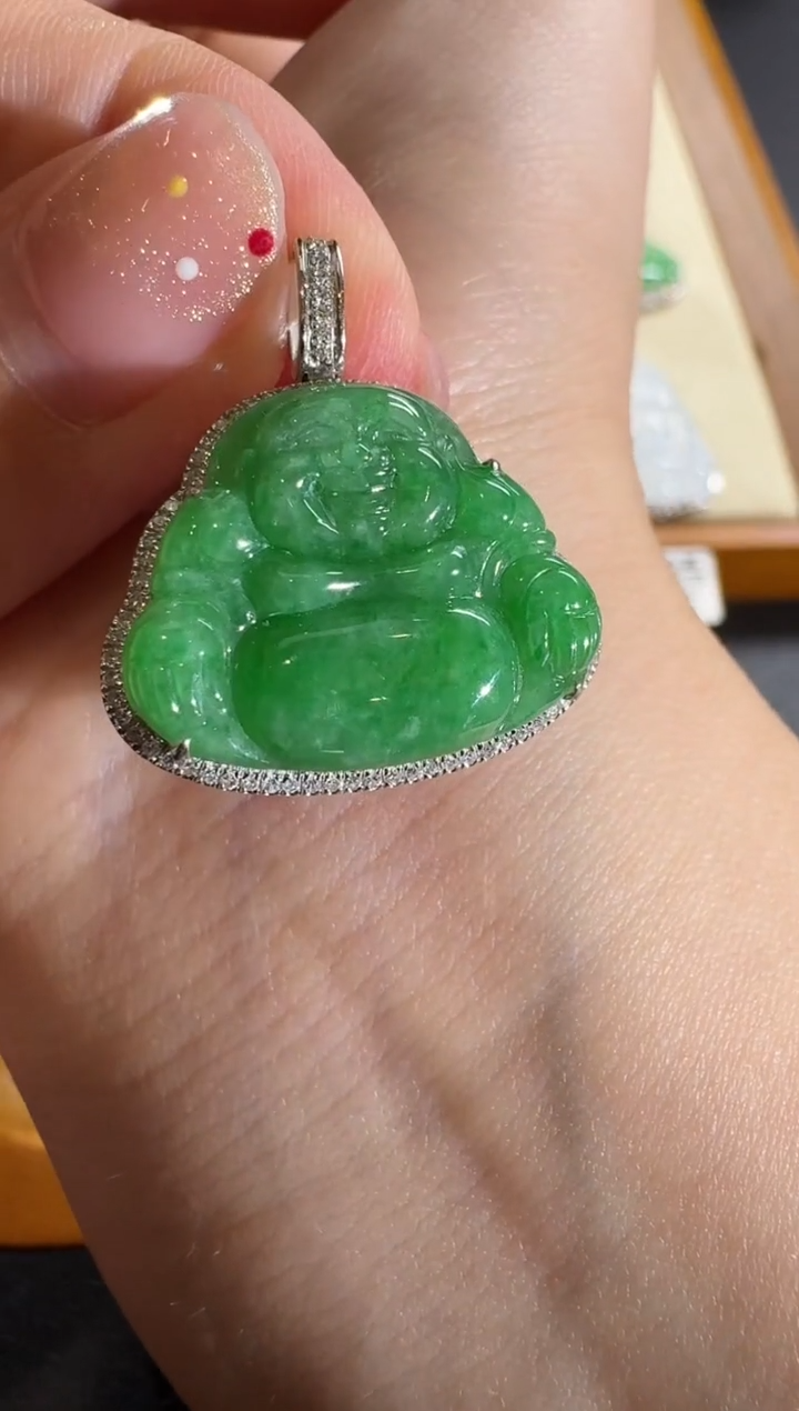 【闪购商品】翡翠吊坠(不含链)18K金镶嵌【源头工厂】钻石镶嵌
