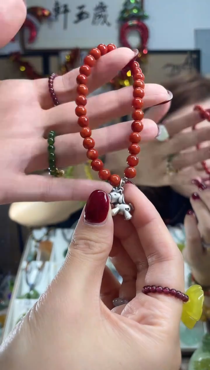 足银镶嵌.玛瑙/玉髓多样性发货其中发一