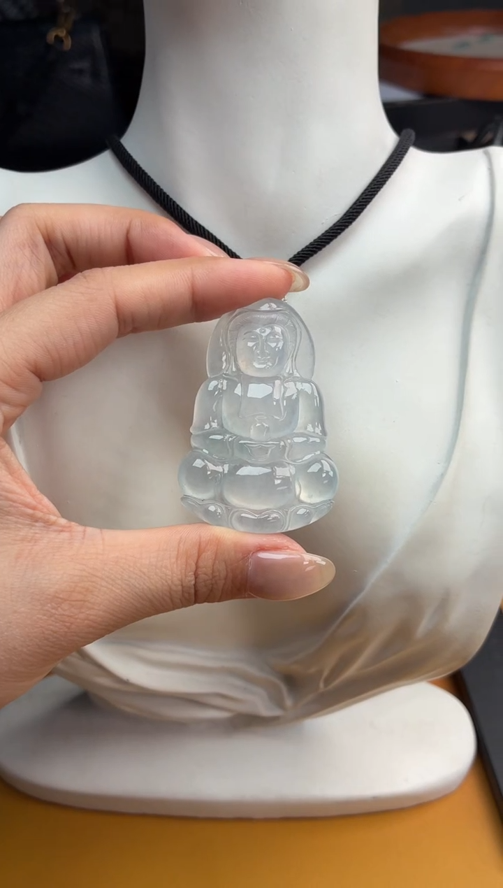 吊坠(不含链)未镶嵌翡翠38 观音 52.5 35.4 6.4