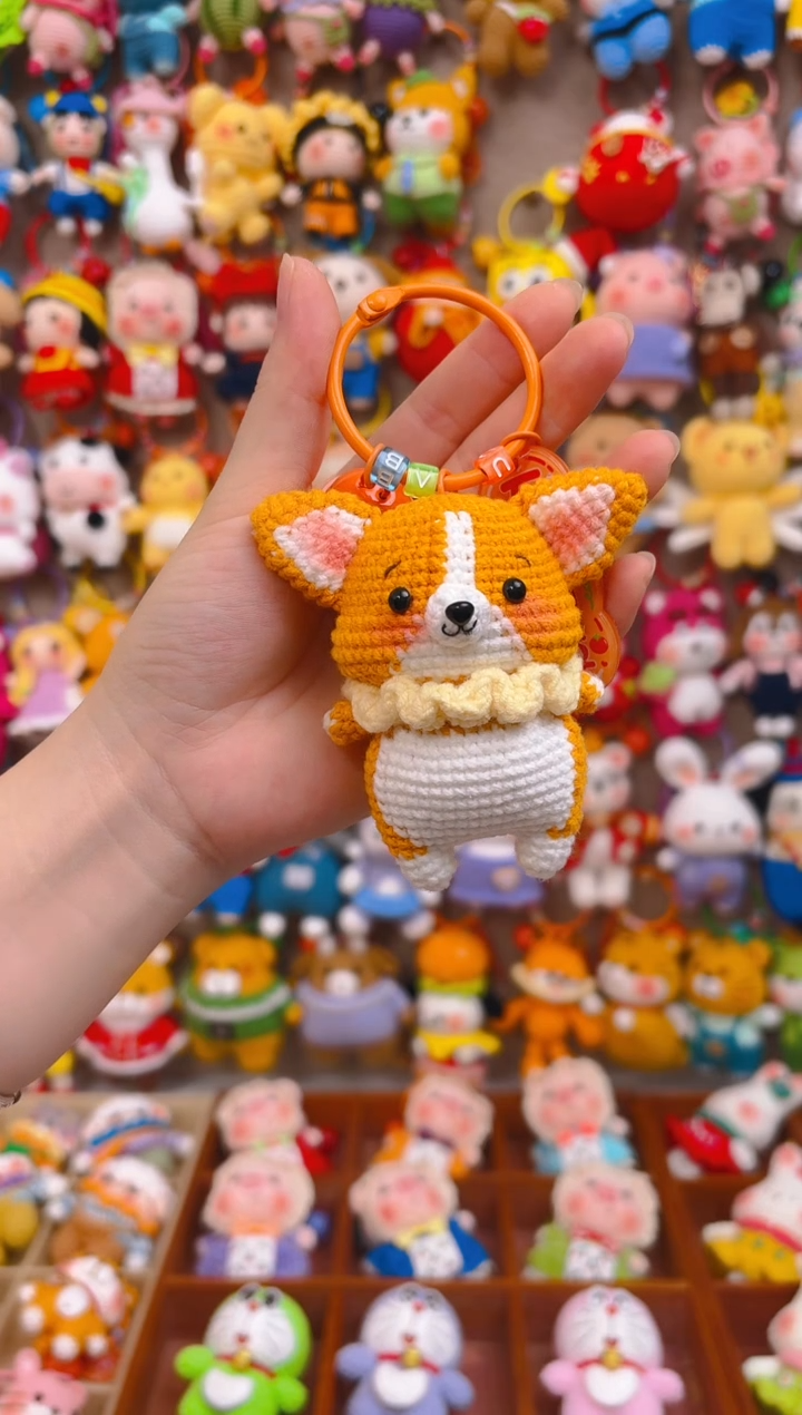 纯手工制作毛线钩织成品柯基小狗