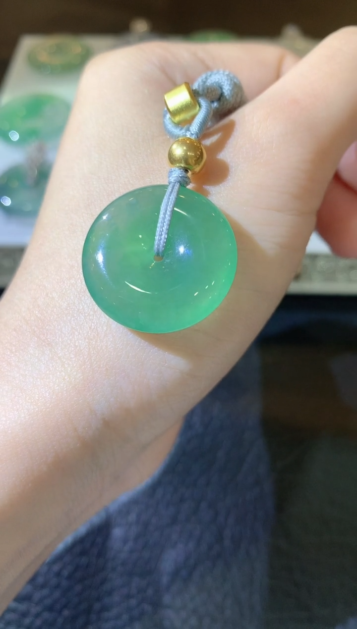 【闪购商品】翡翠吊坠(不含链)未镶嵌A14多样性发货一件