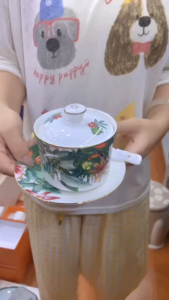 杯鸿辉家品牌瓷器，京东包邮！