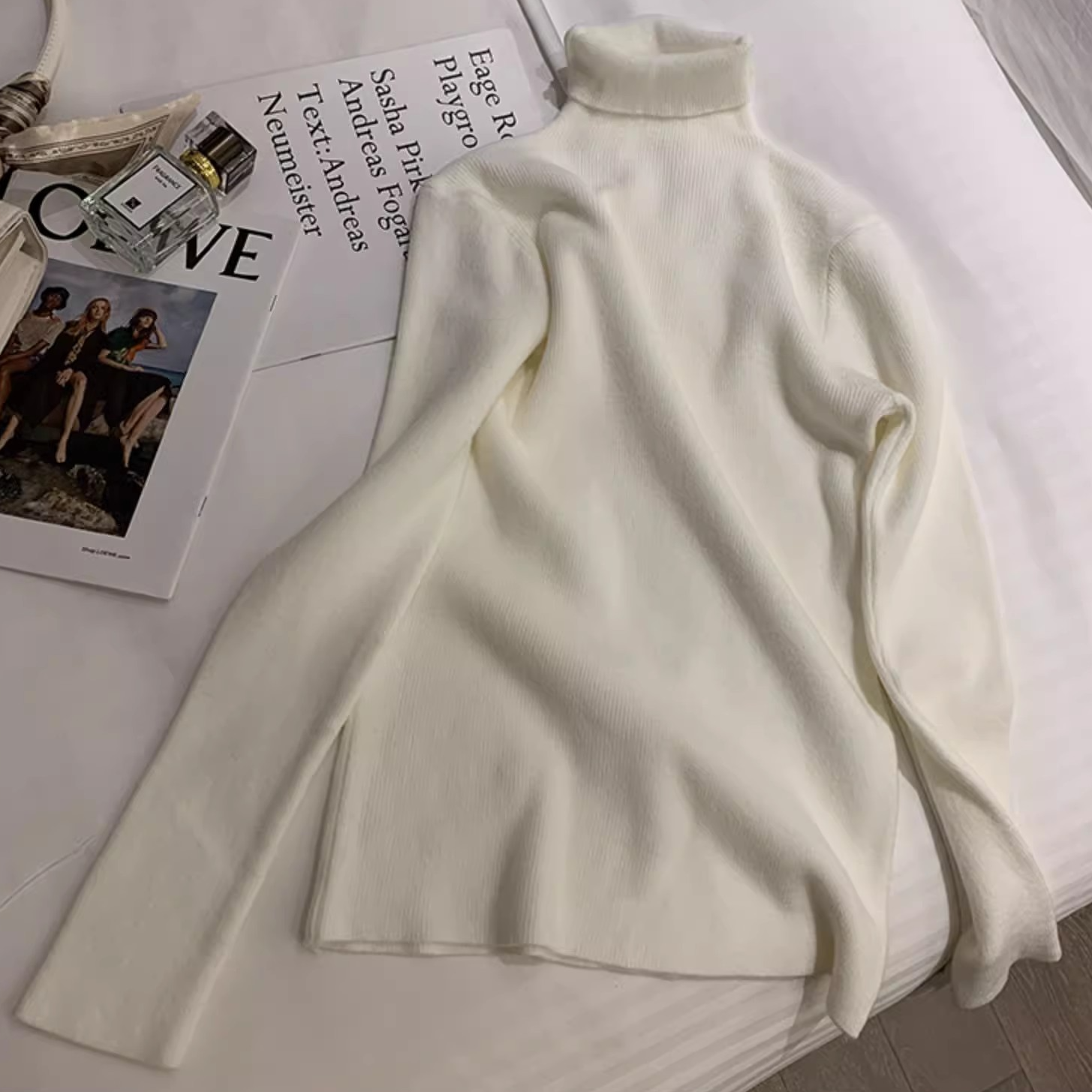 乳白半高领高领针织衫上衣女秋冬新款韩版气质修身显瘦毛衣打底衫