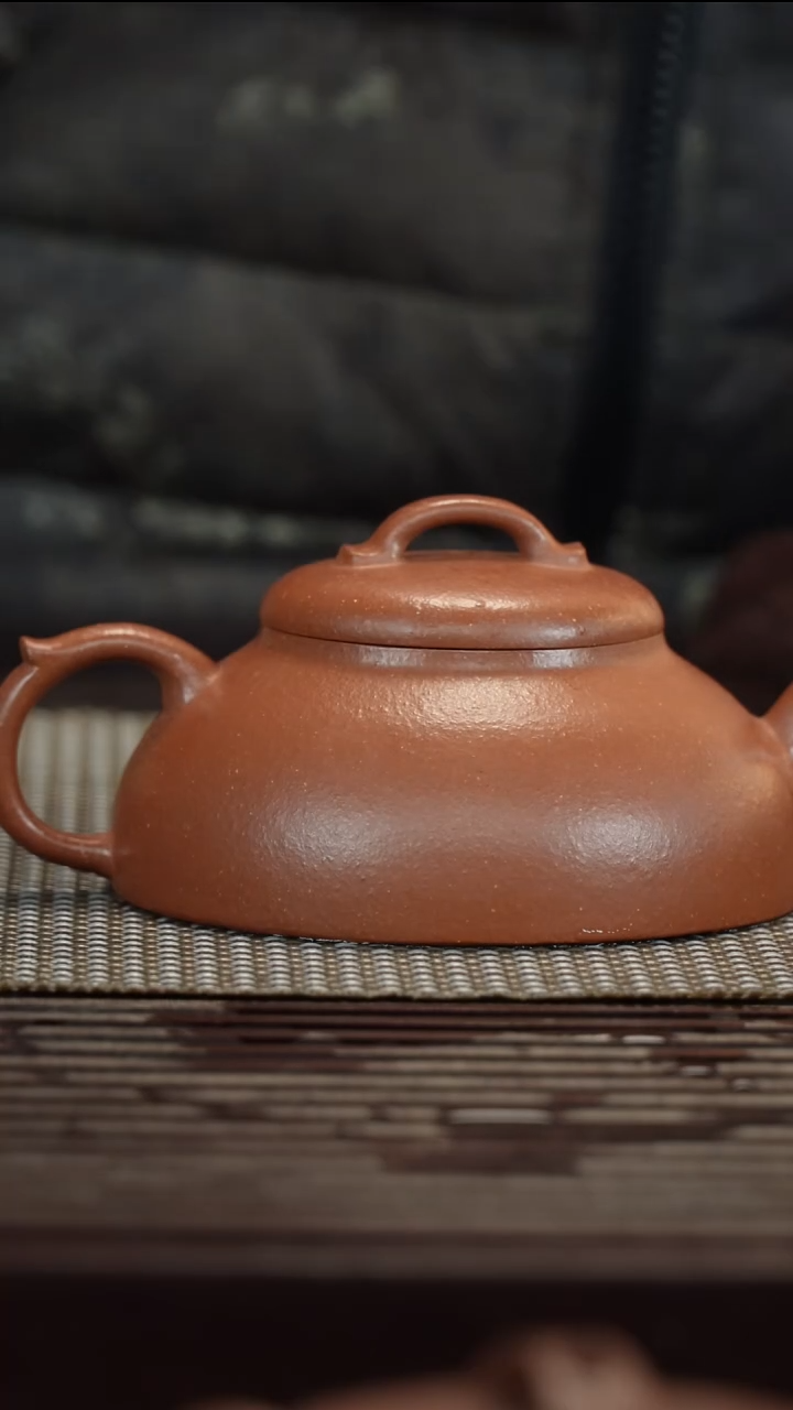 【闪购商品】紫砂茶壶红降坡蔚风