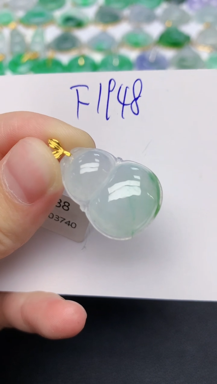 颈饰18K金镶嵌翡翠 天然缅甸A货翡翠百元以上9元证书费自理