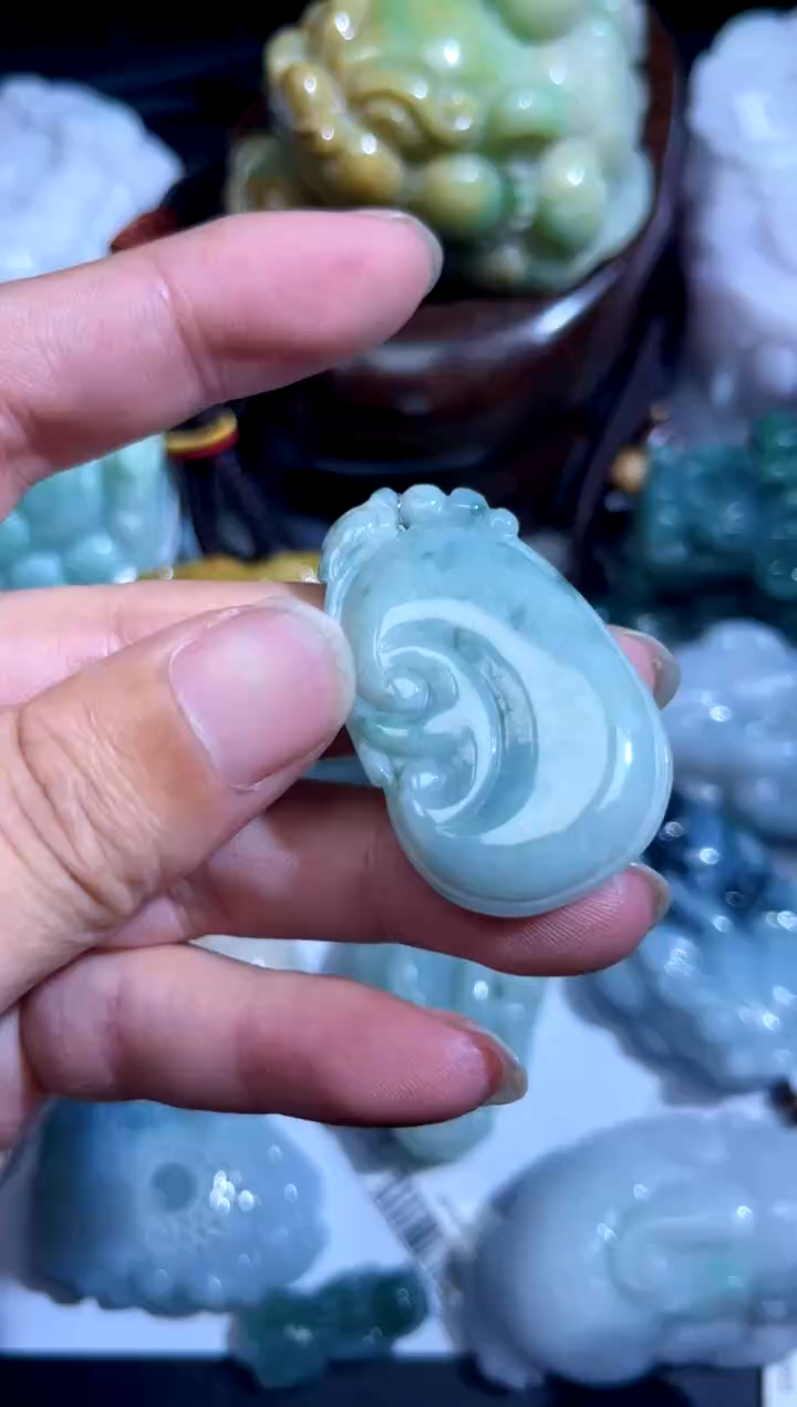 翡翠未镶嵌吊坠(不含链)00000373