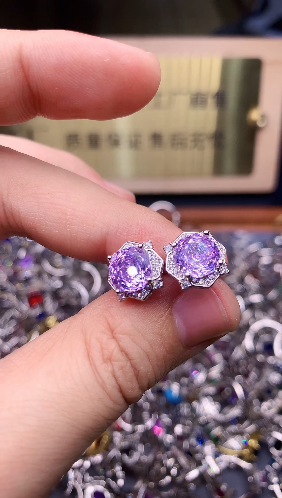 【闪购商品】锂辉石耳饰银S925镶嵌........