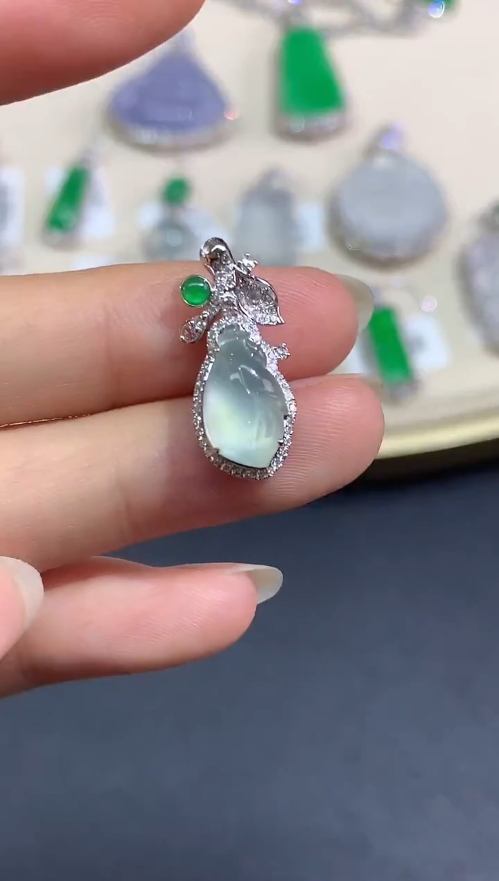 吊坠(不含链)18K金镶嵌翡翠吊坠(不含链)|3980