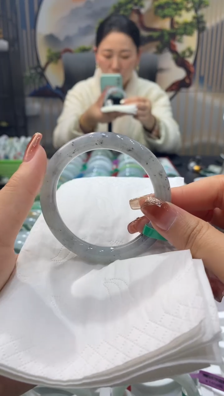 【闪购商品】翡翠手镯未镶嵌00001568