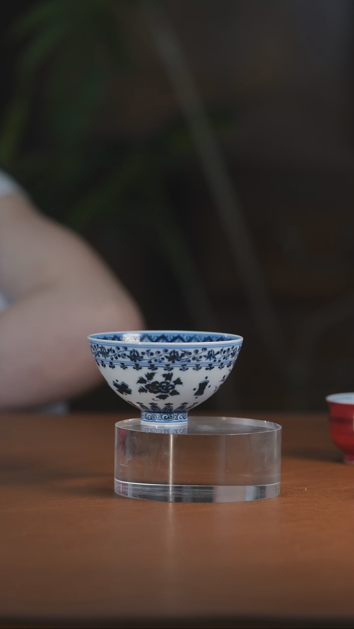 元青花宝象鸡心杯   