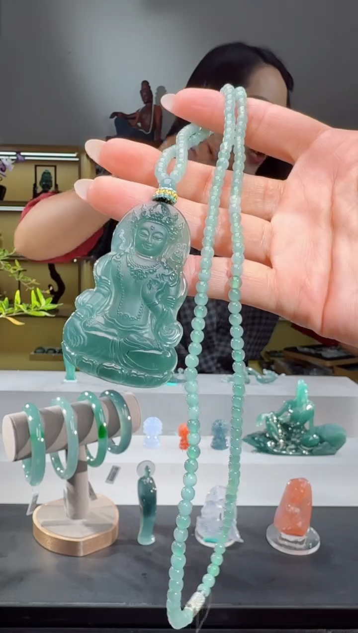 吊坠(赠链)未镶嵌翡翠度母