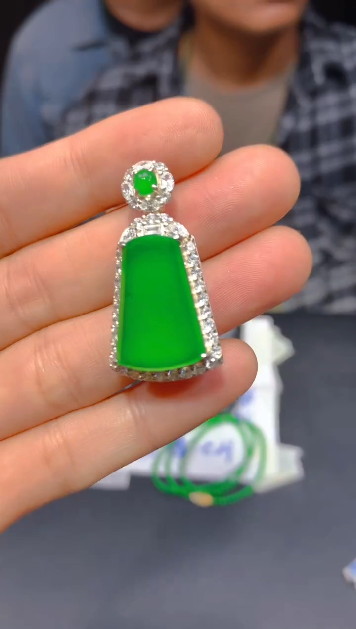 【闪购商品】定制翡翠未镶嵌66多样性发货（发其一）