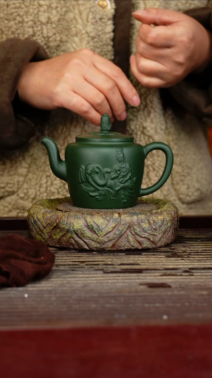 宜兴原矿紫砂壶茶壶宜兴原矿紫砂壶茶壶200C