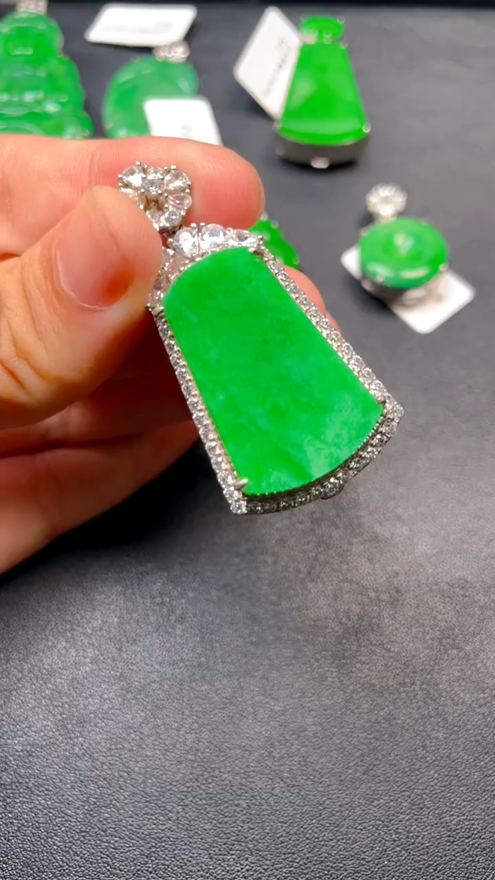 吊坠(不含链)银S925镶嵌翡翠吊坠