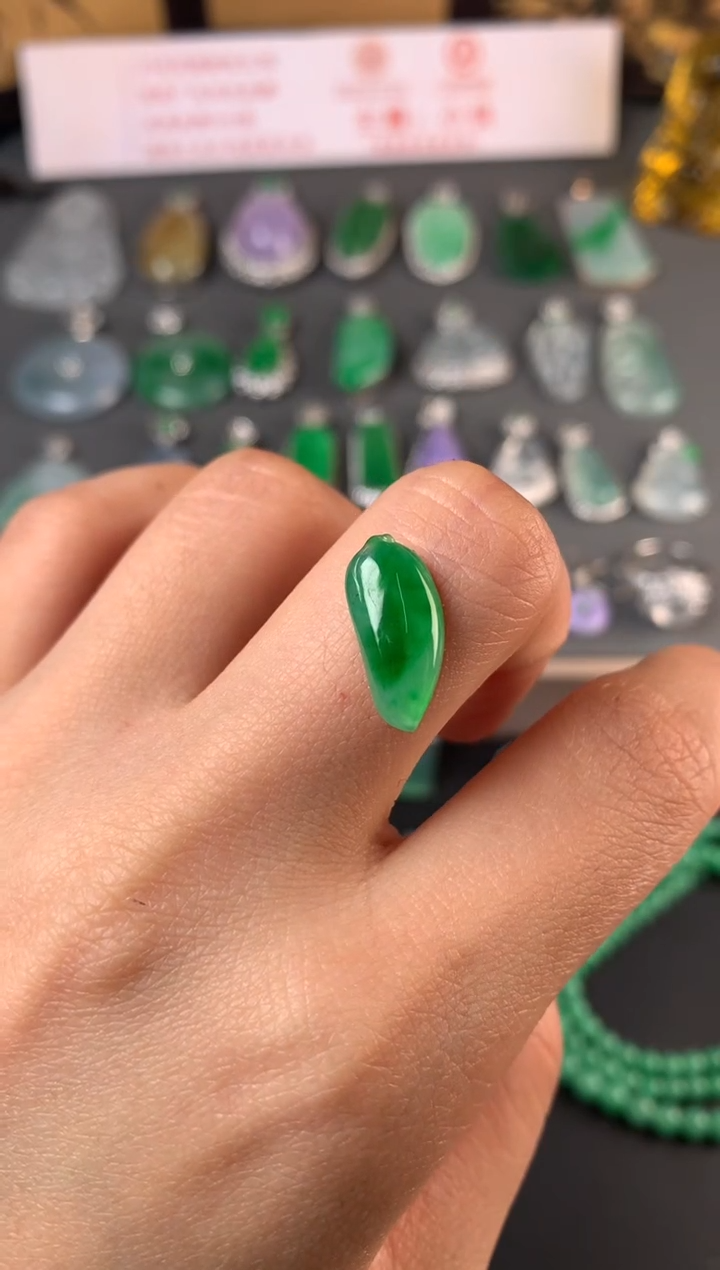 未镶嵌定制翡翠裸石（镶嵌定制）