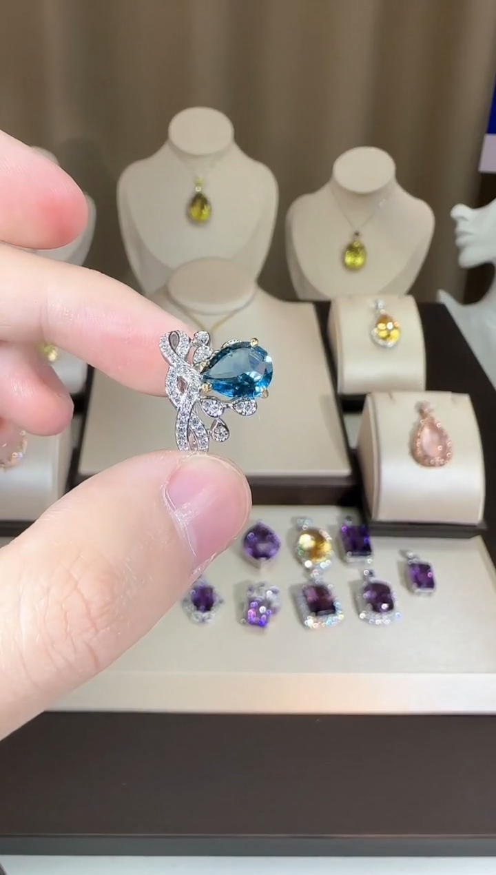 【闪购商品】托帕石戒指银S925镶嵌10*8mm