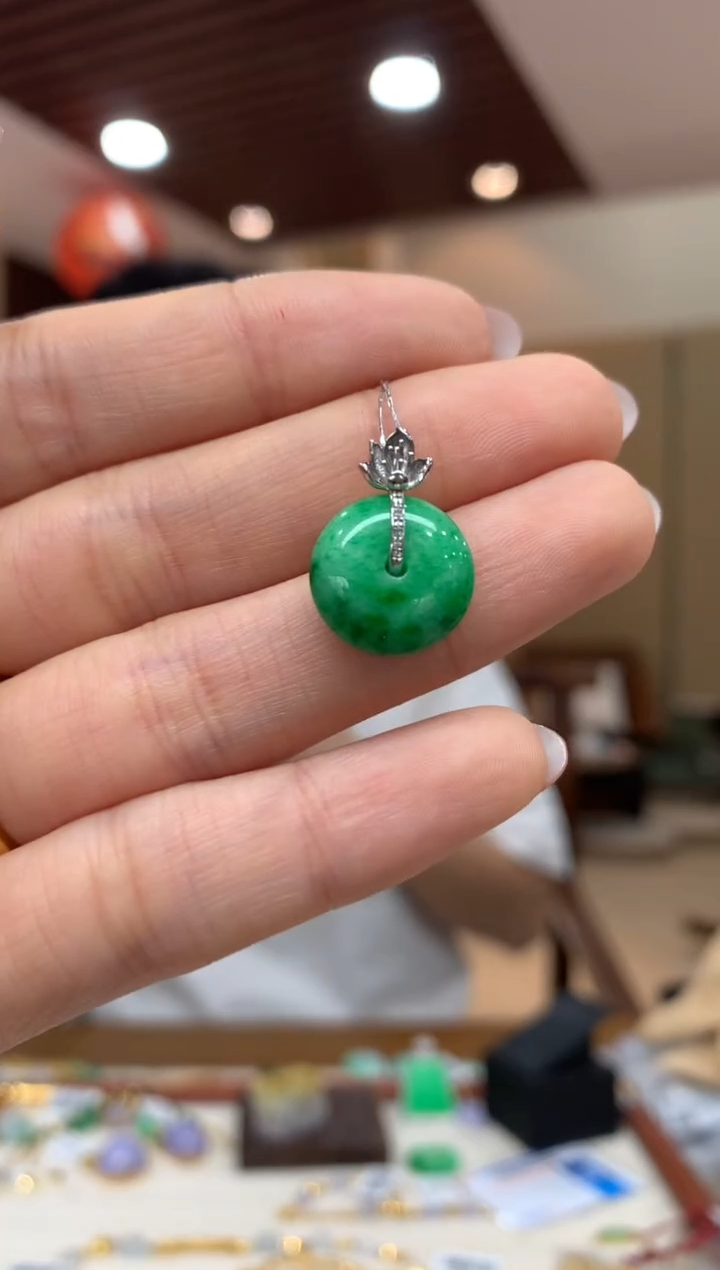 吊坠(不含链)18K金镶嵌翡翠平安扣