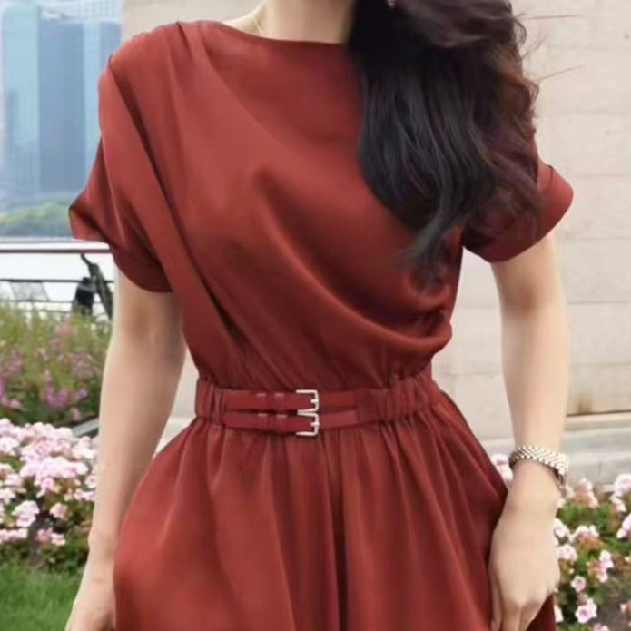 【可可专属】梅尔诺红 夏季法式复古气质感时尚纯色连衣裙-HZ805