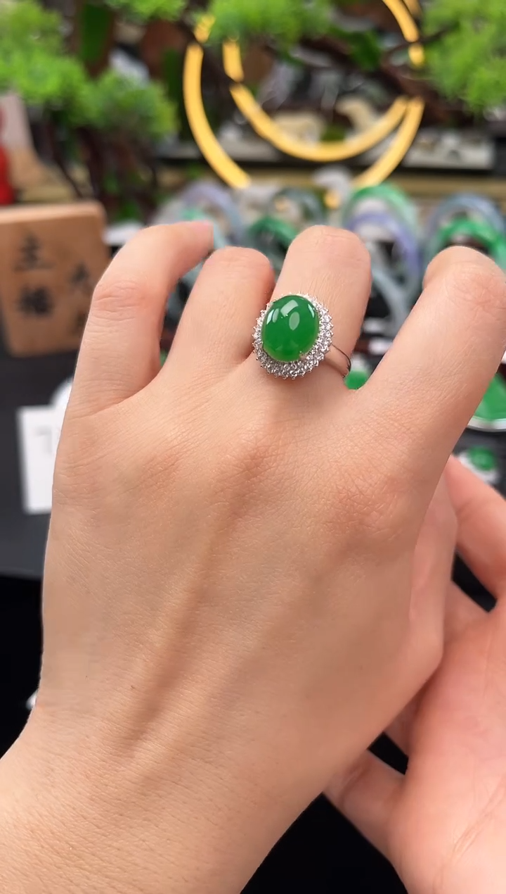 18K金镶嵌戒指翡翠雨姐专属链接勿拍！！！！！