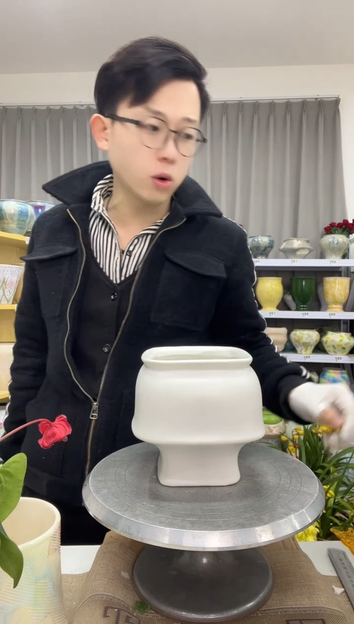 【12.19】花盆链接 高：16  口：12