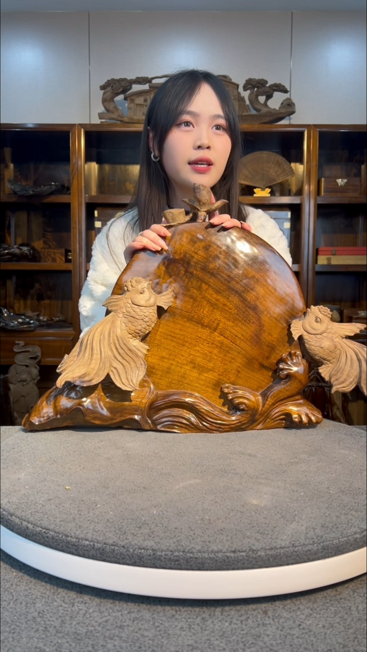 【闪购商品】金丝楠木雕金鱼满堂1