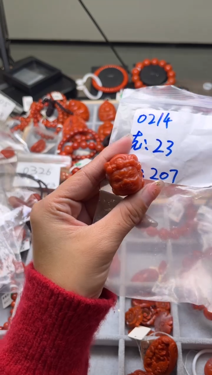 【闪购商品】南红玛瑙珠宝奇石未镶嵌0214